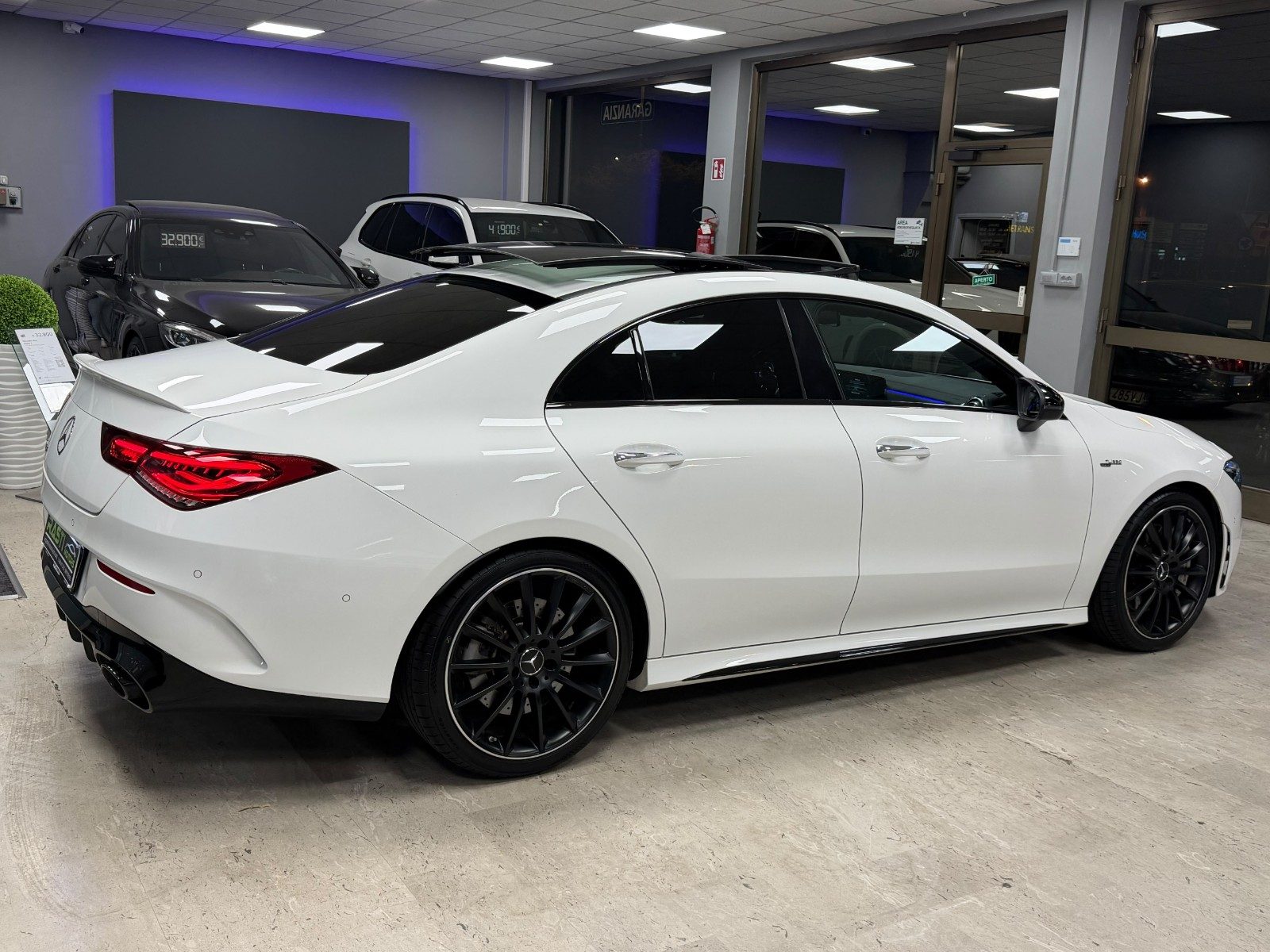 MERCEDES-BENZ CLA 35 AMG 4MATIC – 306 CV
